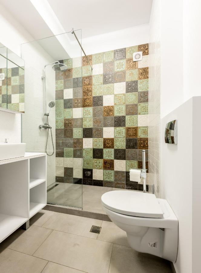 Sns Regal Apartment *